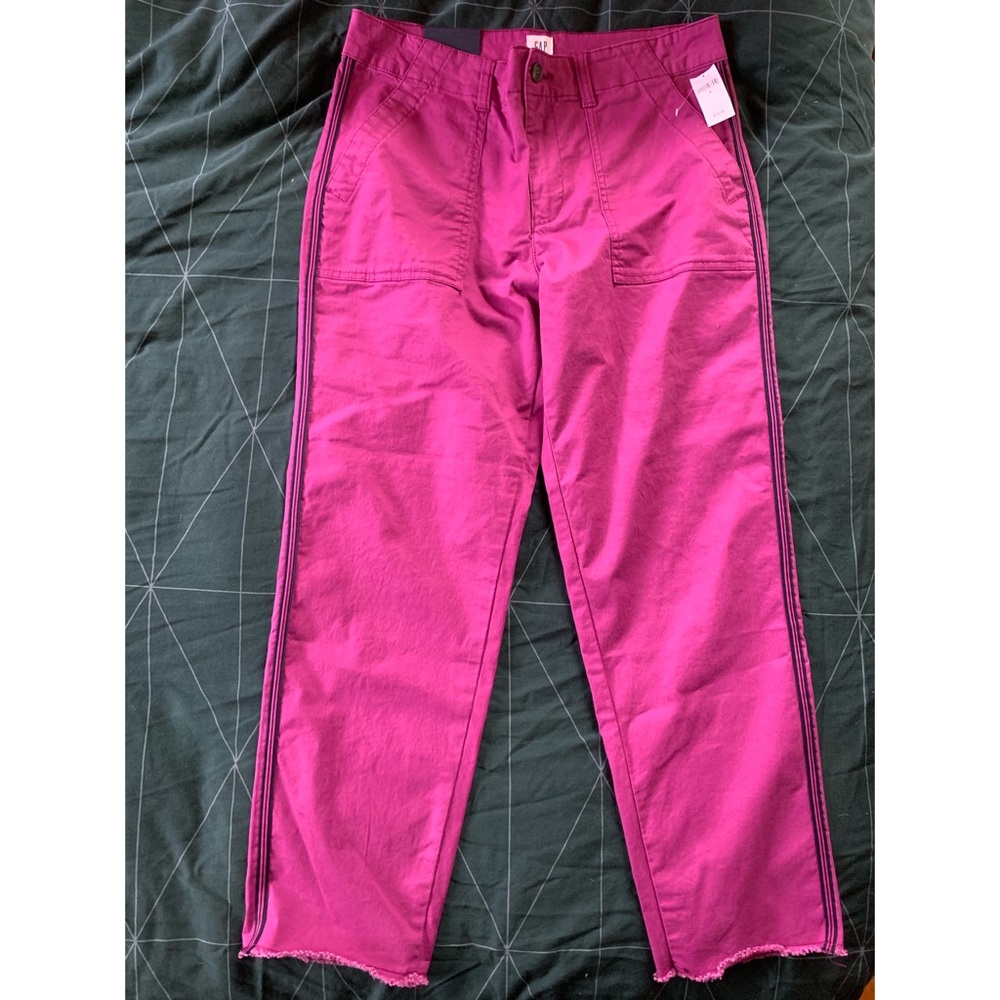 NWT Gap girlfriend Khaki in berry infusion